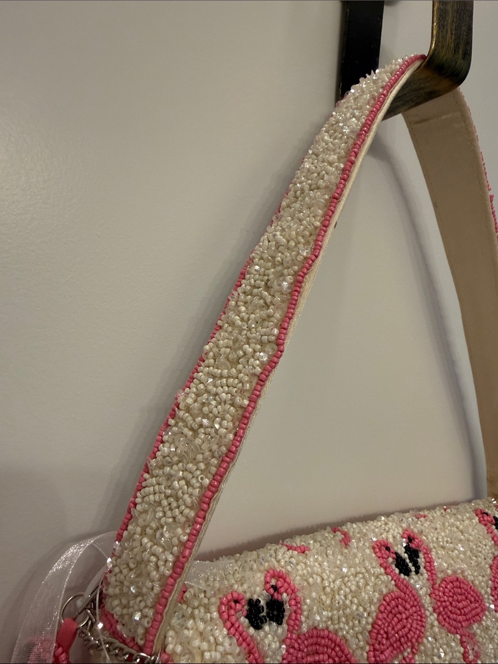 NWT-Viral Pink Beaded Flamingo Shoulder Bag with BLING!!!  It sparkly! - Picture 7 of 13
